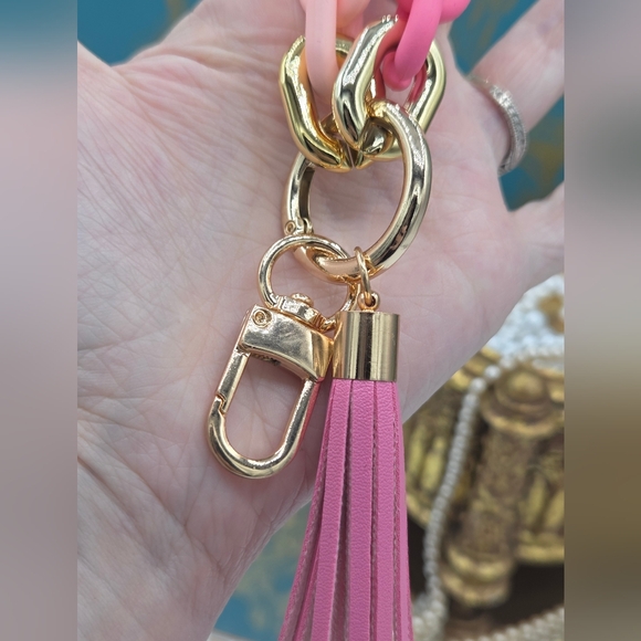 PINK Chunky Chain Fun Wristlet Key Ring Keychain Phone Holder NEW - Picture 4 of 9